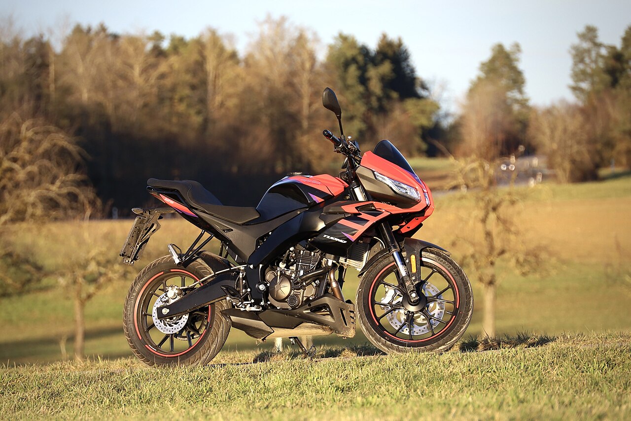 Aprilia Tuono 125 motorsykkel