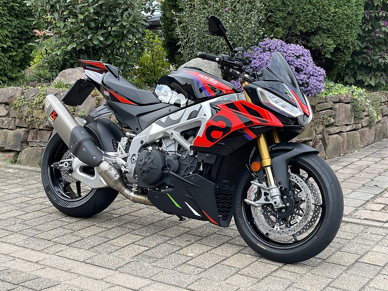 Aprilia Tuono V4 motorsykkel