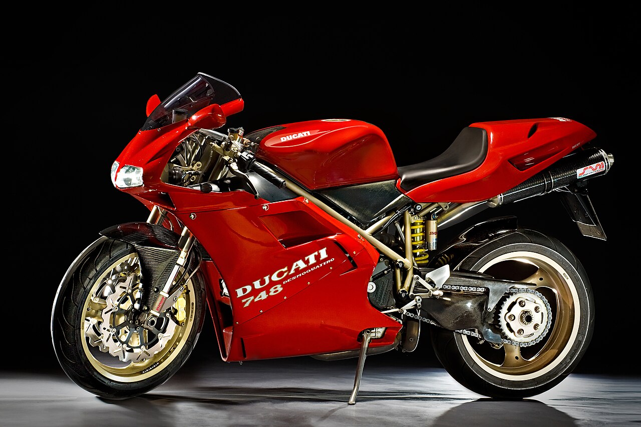 Ducati 748 motorsykkel