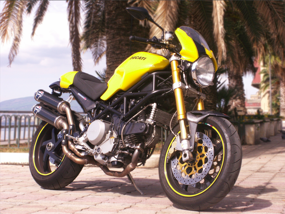 Ducati Monster S2R 800 motorsykkel