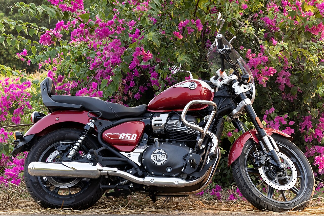 Royal Enfield Super Meteor 650 motorsykkel