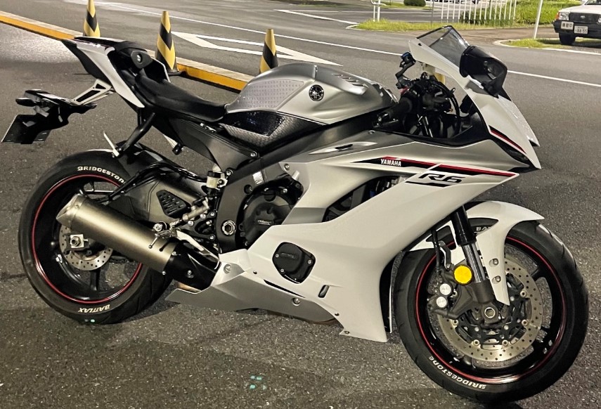 Yamaha YZF-R6 motorsykkel