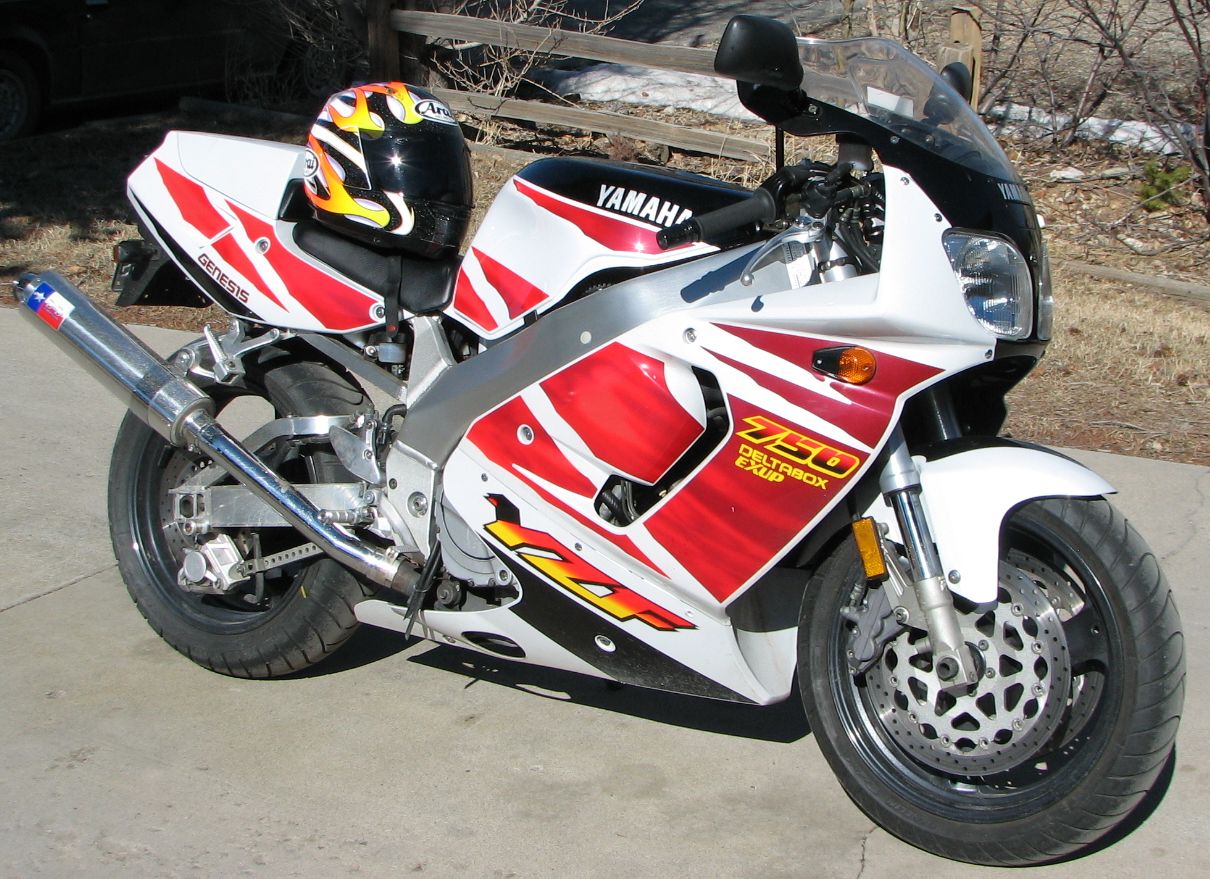 Yamaha YZF750R motorsykkel